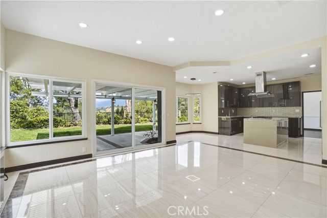 3537 Foxglove Road, Glendale, CA 91206