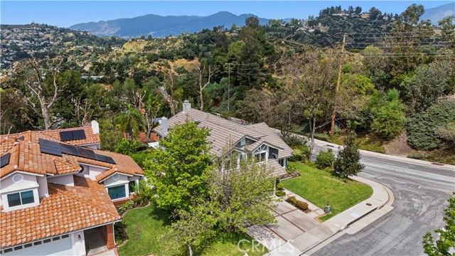 3537 Foxglove Road, Glendale, CA 91206