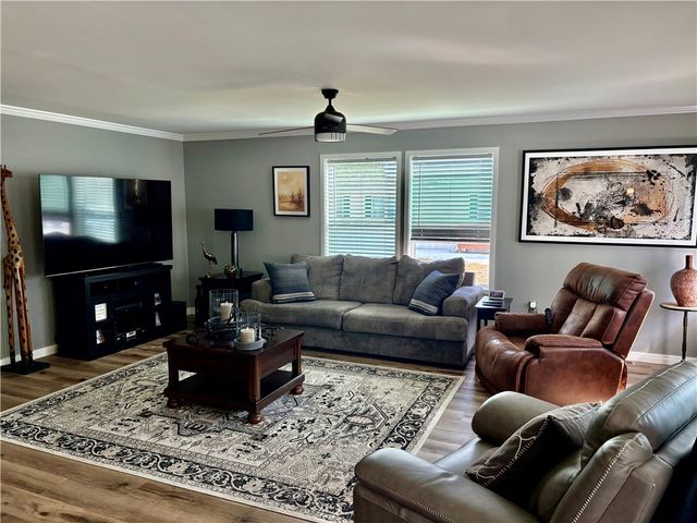 16 Valiant Drive, Coventry, RI 02816