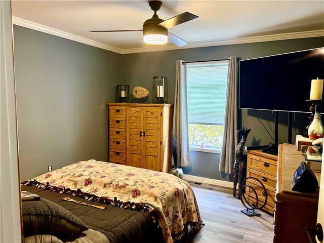 16 Valiant Drive, Coventry, RI 02816