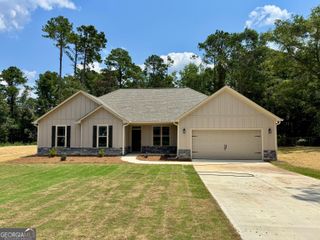 144 Country World Drive, Macon, GA 31211