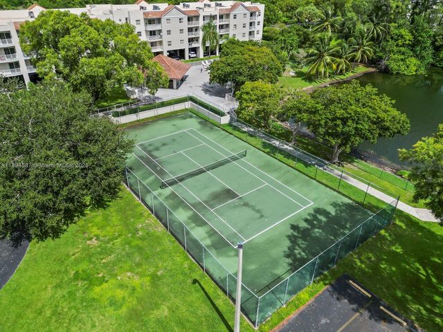 8260 SW 210th St 211, Cutler Bay, FL 33189