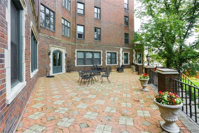 800 West Ferry Street 1C, Buffalo, NY 14222