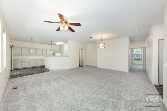 636 S Cadillac Circle, Romeoville, IL 60446