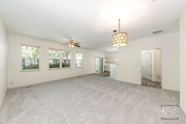 636 S Cadillac Circle, Romeoville, IL 60446