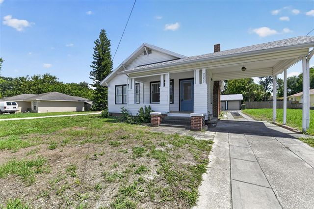 2233 11TH AVENUE W, Bradenton, FL 34205