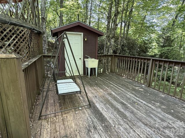 52 Starshine Ridge, Whittier, NC 28789