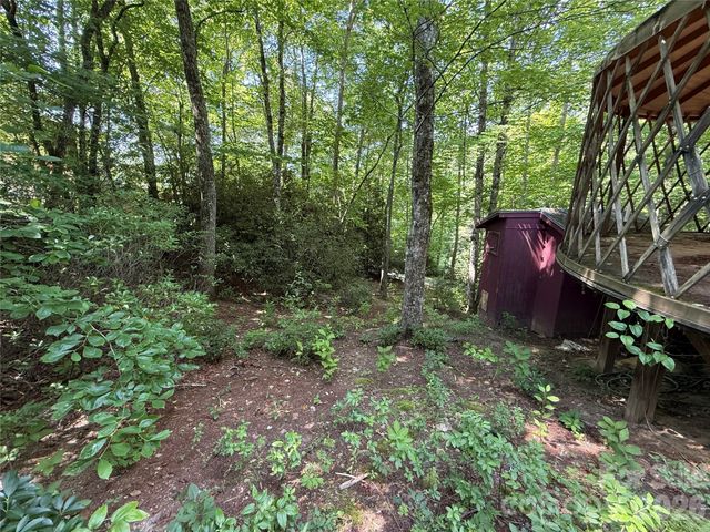 52 Starshine Ridge, Whittier, NC 28789