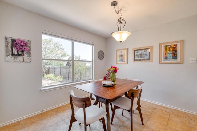 554 Sandstone TRL, Buda, TX 78610