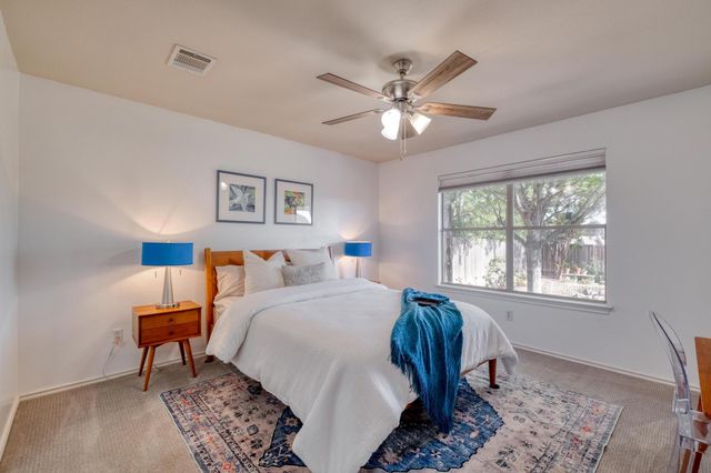 554 Sandstone TRL, Buda, TX 78610