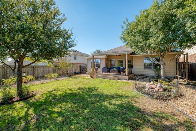 554 Sandstone TRL, Buda, TX 78610