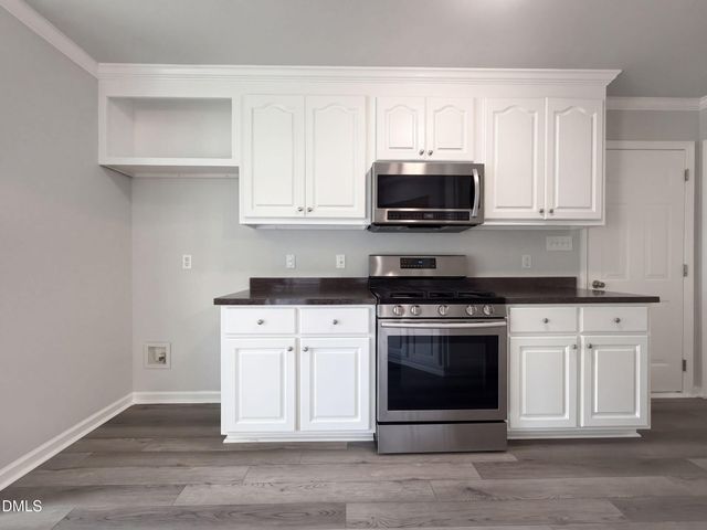321 Groundsel Place, Clayton, NC 27527