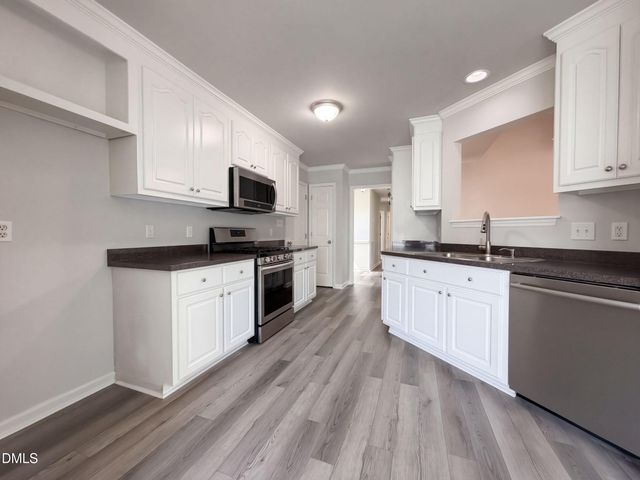 321 Groundsel Place, Clayton, NC 27527