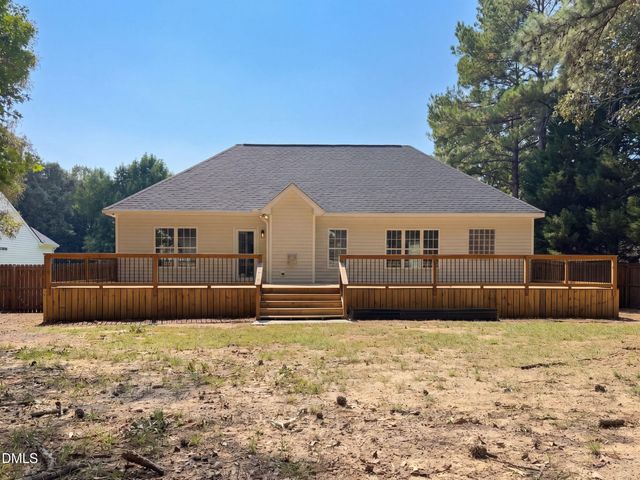 321 Groundsel Place, Clayton, NC 27527