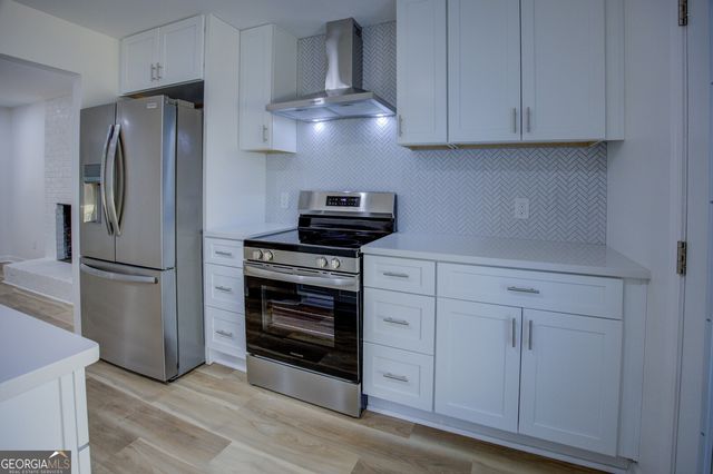 7225 Pineneedle Drive, Covington, GA 30014