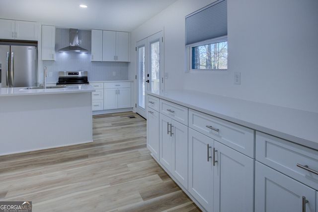 7225 Pineneedle Drive, Covington, GA 30014