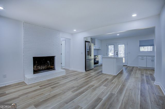 7225 Pineneedle Drive, Covington, GA 30014