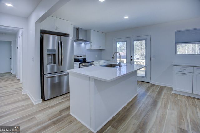 7225 Pineneedle Drive, Covington, GA 30014