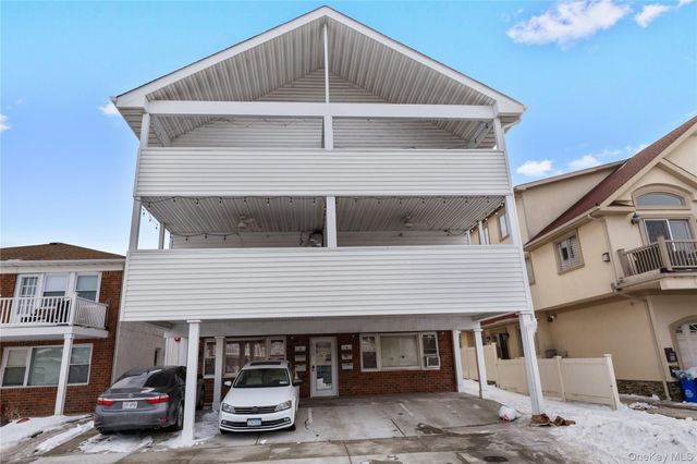 616 E Broadway 6F, Long Beach, NY 11561