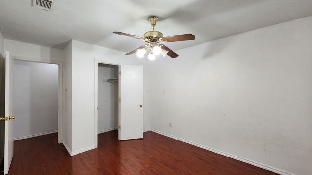 1526 Silverleaf Drive, Carrollton, TX 75007