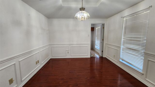 1526 Silverleaf Drive, Carrollton, TX 75007