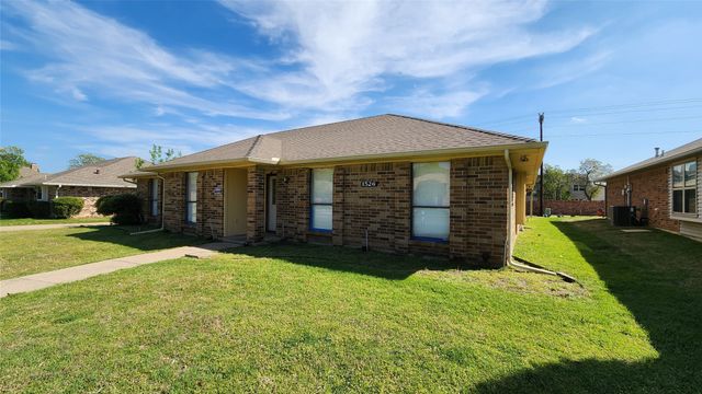 1526 Silverleaf Drive, Carrollton, TX 75007