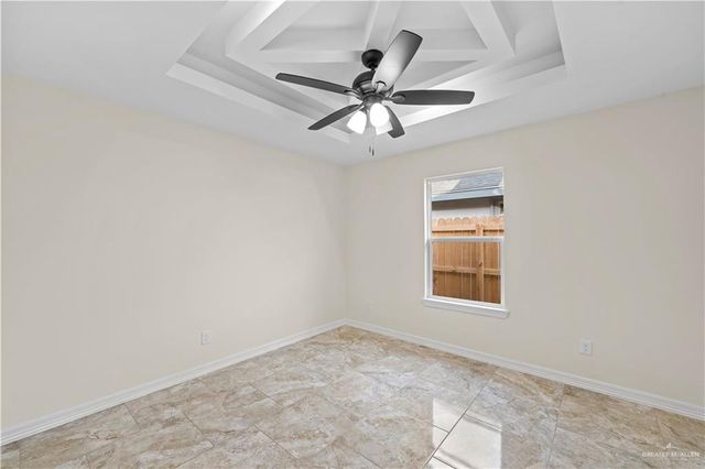 617 Tower Oak Drive, Alamo, TX 78516