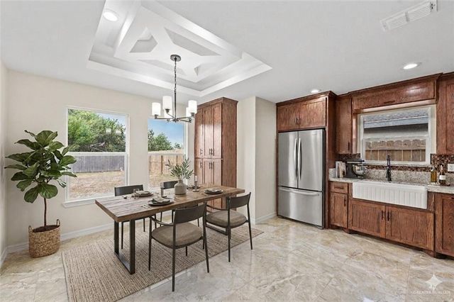 617 Tower Oak Drive, Alamo, TX 78516