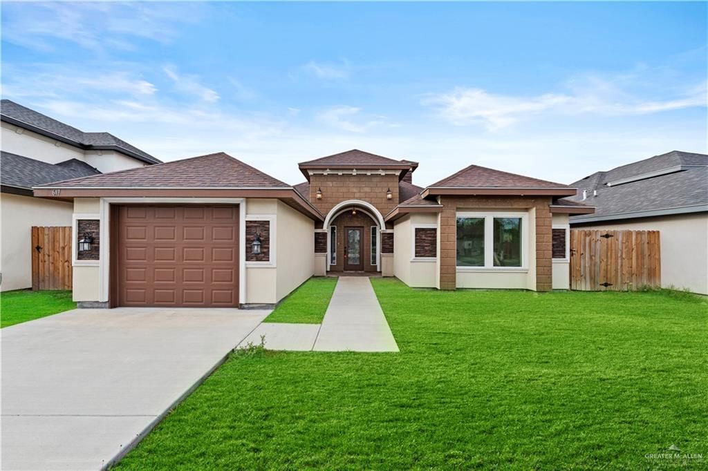617 Tower Oak Drive, Alamo, TX 78516