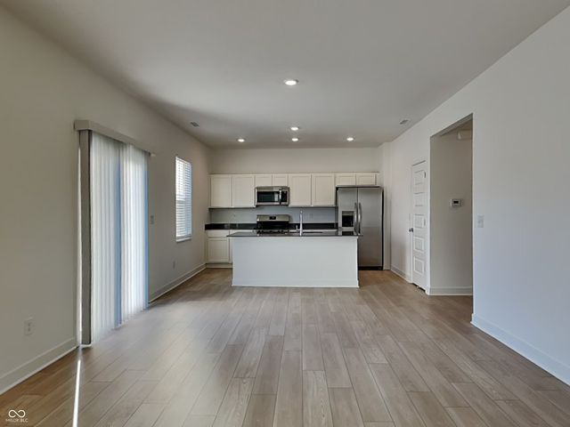 11831 Moorfield Lane, Indianapolis, IN 46235