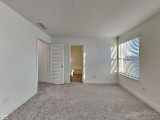 11831 Moorfield Lane, Indianapolis, IN 46235