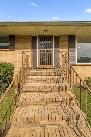 4810 Fairwood Lane, Chattanooga, TN 37416
