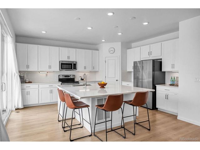 17664 Prairie Peak Trl, Parker, CO 80134