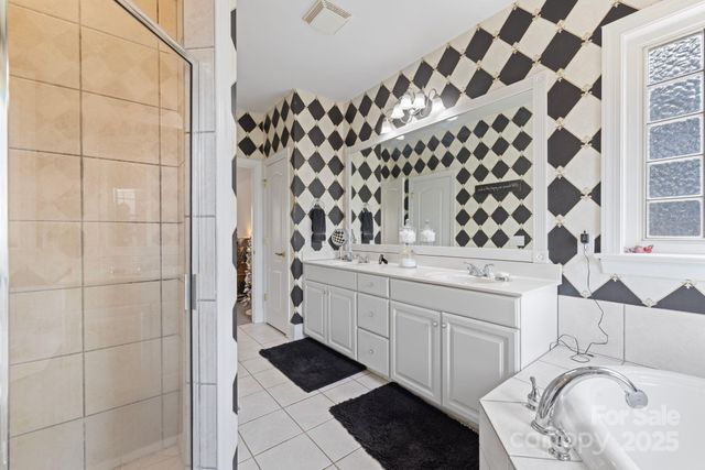 14425 Dori Drive, Huntersville, NC 28078