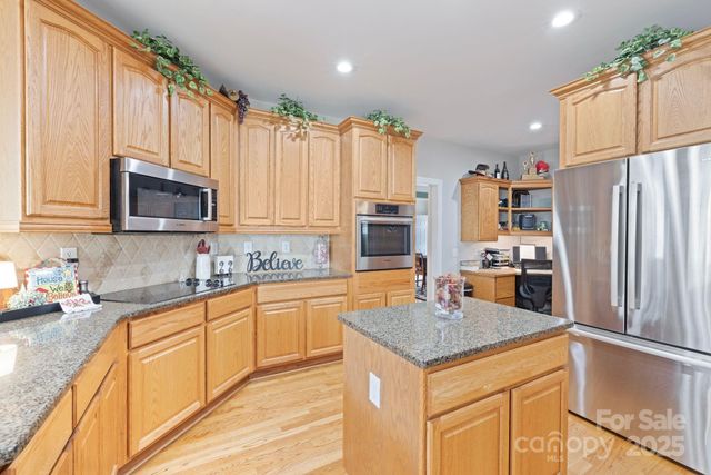 14425 Dori Drive, Huntersville, NC 28078