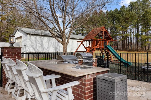 14425 Dori Drive, Huntersville, NC 28078