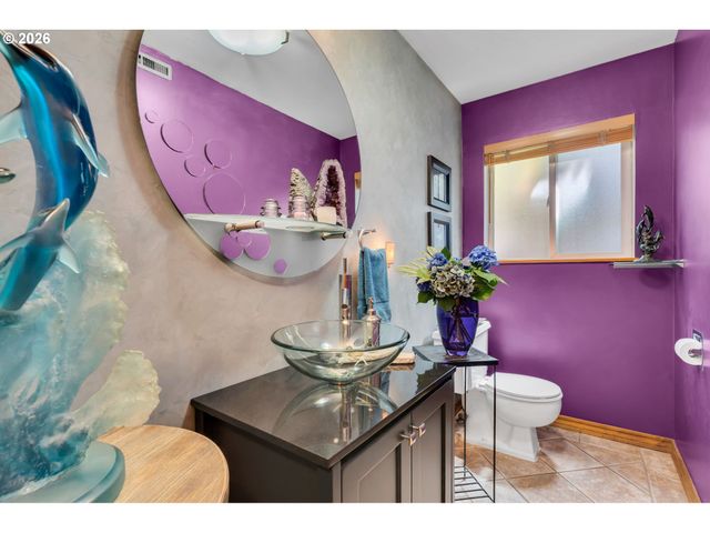 725 Nw MAWRCREST Dr, Gresham, OR 97030