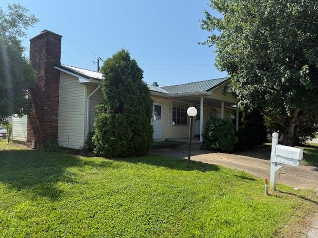 102 Martin Drive, Barboursville, WV 25504