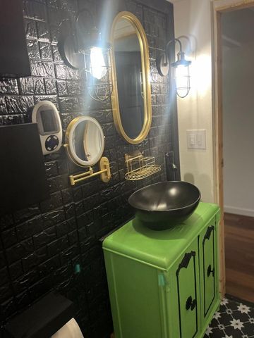 8 Atlantic Avenue, San Bruno, CA 94066