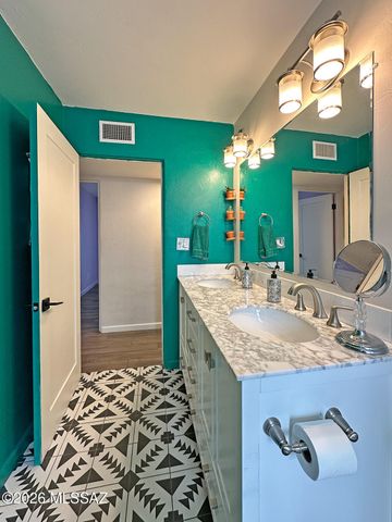 249 S Tucson Boulevard, Tucson, AZ 85716