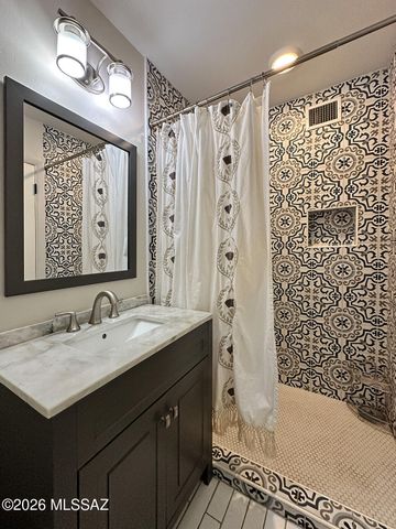 249 S Tucson Boulevard, Tucson, AZ 85716