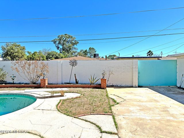 249 S Tucson Boulevard, Tucson, AZ 85716