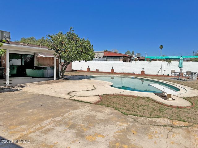 249 S Tucson Boulevard, Tucson, AZ 85716