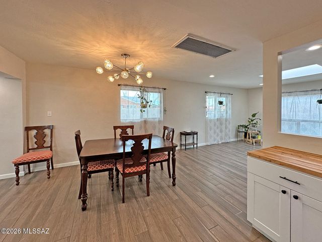 249 S Tucson Boulevard, Tucson, AZ 85716