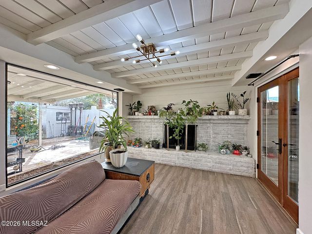 249 S Tucson Boulevard, Tucson, AZ 85716