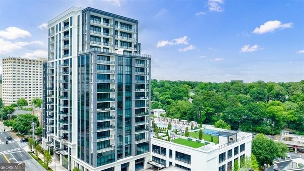 2425 Peachtree Road NE 1806, Atlanta, GA 30305
