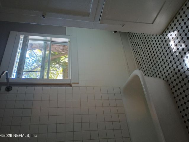 2566 HALDUMAR Terrace, Jacksonville, FL 32004