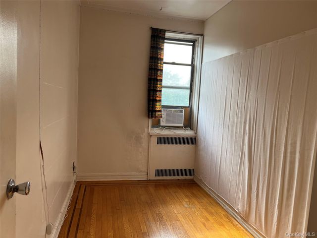 40-35 Ithaca Street 3D, Elmhurst, NY 11373