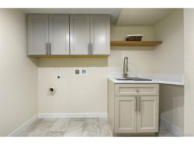 7662 S Johnson St, Littleton, CO 80127