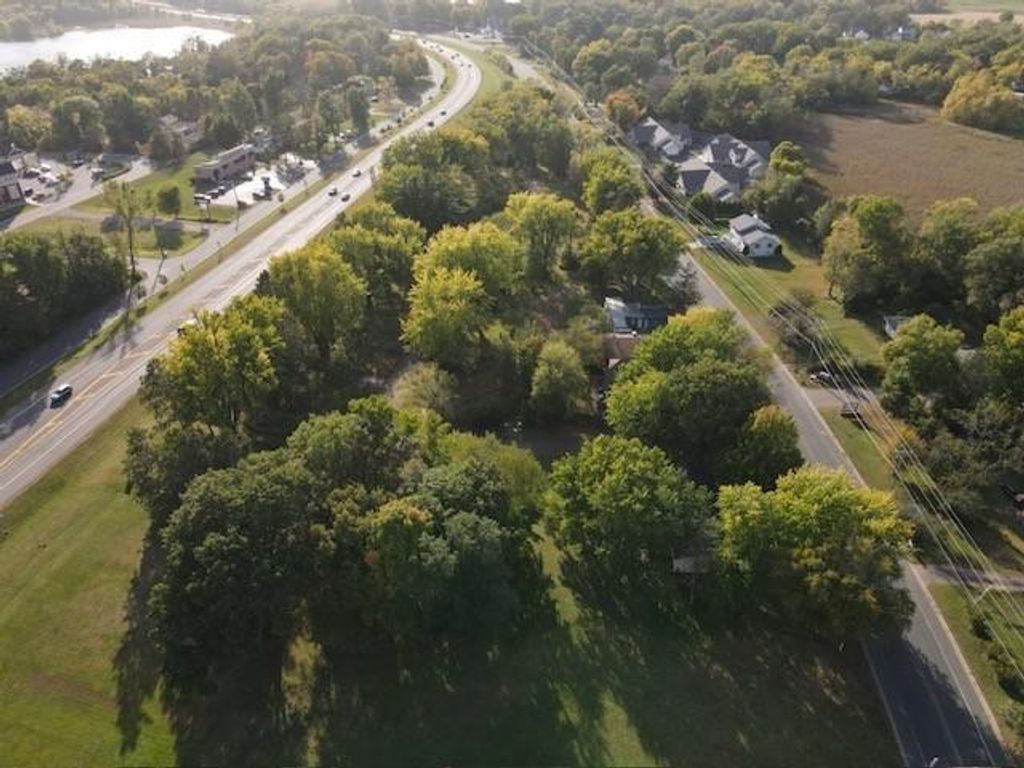 12207 Lake Lane N, Lindstrom, MN 55045 — photo 2